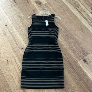 NWT Banana Republic dress size 4